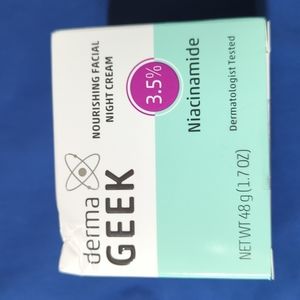 DermaGeek Nourishing Facial Night Cream